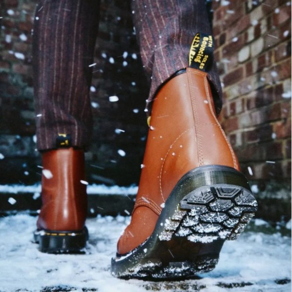 ***Sold***Dr Martens Unisex Tan Winter Grip 1460 DM-Lace-up Leather Boots - Picture 2 of 11